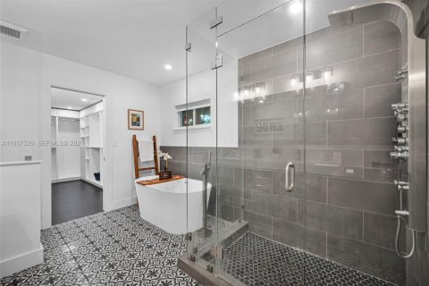 Villa ou maison à vendre à Miami, Floride: 4 chambres, 226.5 m2 № 2055013 - photo 13