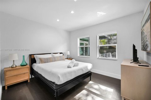 Villa ou maison à vendre à Miami, Floride: 4 chambres, 226.5 m2 № 2055013 - photo 30