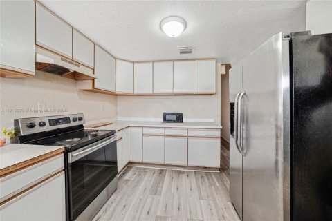 Купить виллу или дом в Флорида-Сити, Флорида 3 спальни, 128.21м2, № 2018503 - фото 8