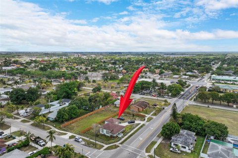 Купить виллу или дом в Флорида-Сити, Флорида 3 спальни, 128.21м2, № 2018503 - фото 29