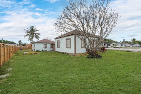 Villa ou maison à Florida City, Floride 3 chambres, 128.21 m2 № 2018503