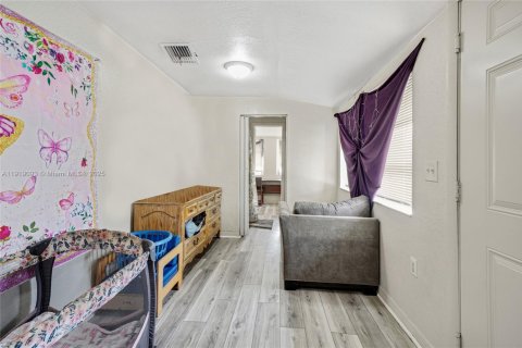 Купить виллу или дом в Флорида-Сити, Флорида 3 спальни, 128.21м2, № 2018503 - фото 17