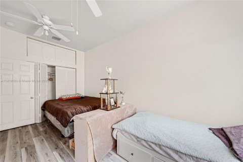 Купить виллу или дом в Флорида-Сити, Флорида 3 спальни, 128.21м2, № 2018503 - фото 23