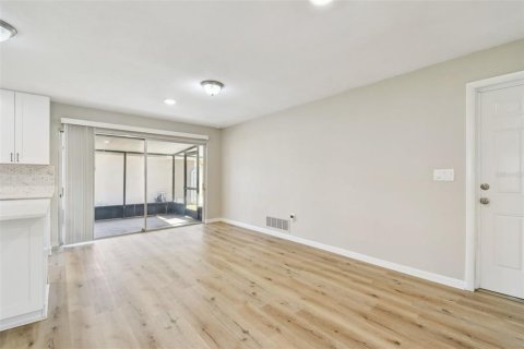 Casa en venta en Saint Petersburg, Florida, 3 dormitorios, 180.14 m2 № 1761115 - foto 17