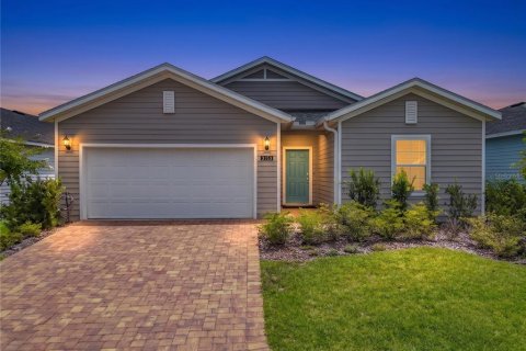 Casa en Green Cove Springs, Florida 3 dormitorios, 180.88 m2 № 2223482