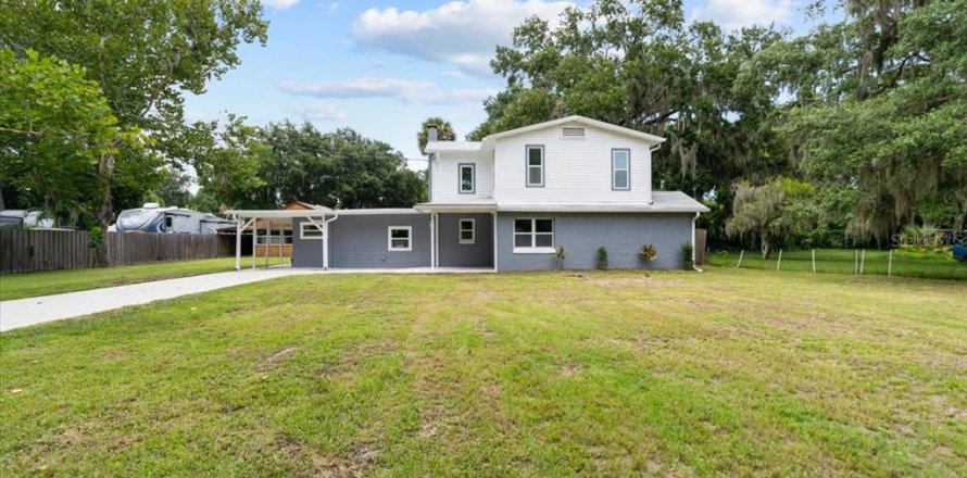 House in New Smyrna Beach, Florida 3 bedrooms, 156.45 sq.m. № 1796157