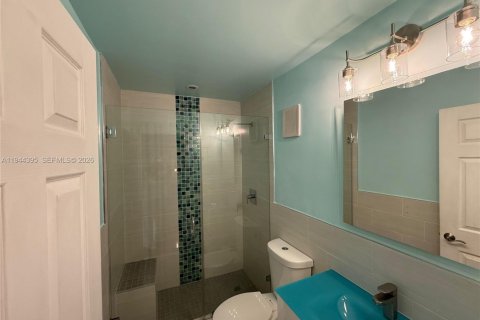 Townhouse in Pembroke Pines, Florida 3 bedrooms, 126.44 sq.m. № 2003425 - photo 16