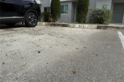 Townhouse in Pembroke Pines, Florida 3 bedrooms, 126.44 sq.m. № 2003425 - photo 20