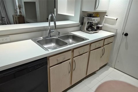 Condominio en alquiler en Orlando, Florida, 1 dormitorio, 62.99 m2 № 1805316 - foto 5