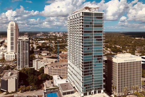 Condominio en venta en Orlando, Florida, 2 dormitorios, 105.26 m2 № 1662941 - foto 2