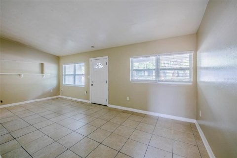 House in Orlando, Florida 3 bedrooms, 103.96 sq.m. № 1670839 - photo 7