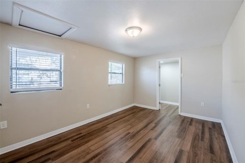 House in Orlando, Florida 3 bedrooms, 103.96 sq.m. № 1670839 - photo 15