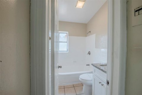 House in Orlando, Florida 3 bedrooms, 103.96 sq.m. № 1670839 - photo 29