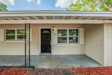 House in Orlando, Florida 3 bedrooms, 103.96 sq.m. № 1670839 - photo 4