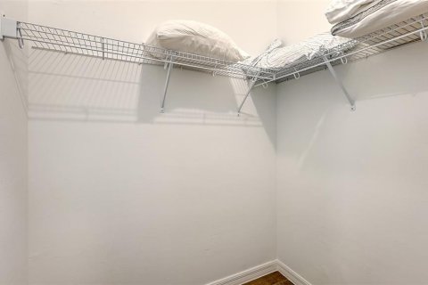 Снять в аренду виллу или дом в Венеция, Флорида 3 спальни, 260.03м2, № 1634264 - фото 25