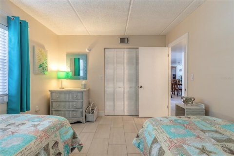 Condominio en venta en Daytona Beach Shores, Florida, 2 dormitorios, 94.11 m2 № 2097998 - foto 11