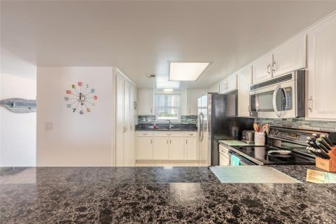 Condominio en venta en Daytona Beach Shores, Florida, 2 dormitorios, 94.11 m2 № 2097998 - foto 29
