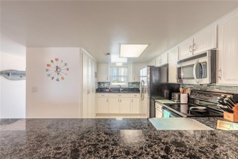 Condominio en venta en Daytona Beach Shores, Florida, 2 dormitorios, 94.11 m2 № 2097998 - foto 30