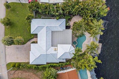 House in Fort Lauderdale, Florida 4 bedrooms, 214.33 sq.m. № 1957161 - photo 3