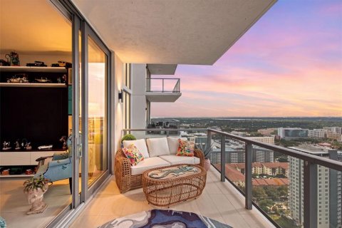 Condo in Saint Petersburg, Florida, 2 bedrooms  № 2358318