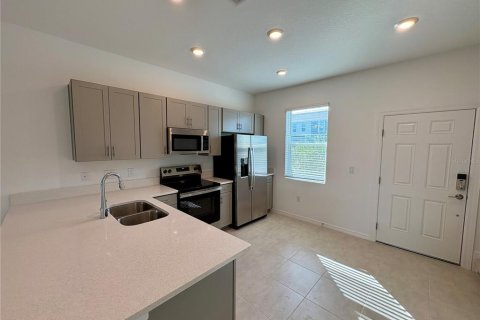 Adosado en alquiler en Sarasota, Florida, 2 dormitorios, 111.48 m2 № 1835770 - foto 7