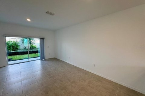 Adosado en alquiler en Sarasota, Florida, 2 dormitorios, 111.48 m2 № 1835770 - foto 8