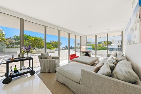 Купить кондоминиум в Майами-Бич, Флорида 3 спальни, 160.26м2, № 2022206 - фото 2