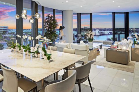 Condo in West Palm Beach, Florida, 4 bedrooms № 2192682