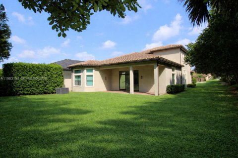 Casa en venta en Delray Beach, Florida, 5 dormitorios, 394.65 m2 № 2048751 - foto 27