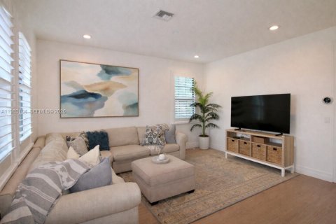 Casa en venta en Delray Beach, Florida, 5 dormitorios, 394.65 m2 № 2048751 - foto 16