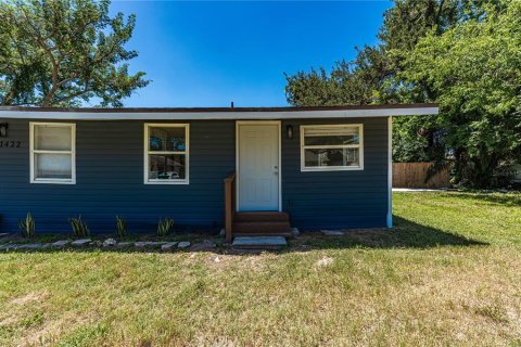 House in Winter Garden, Florida 4 bedrooms, 81.75 sq.m. № 2313466 - photo 29