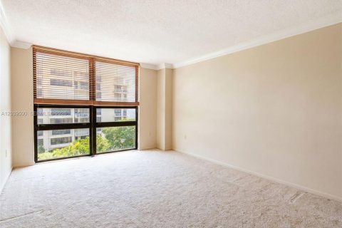 Купить кондоминиум в Майами, Флорида 1 спальня, 83.61м2, № 2082991 - фото 6