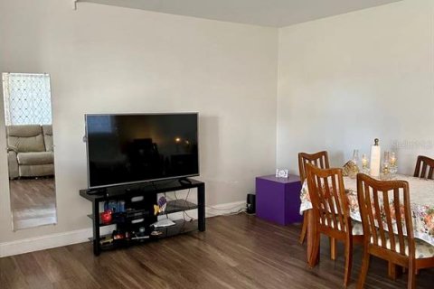 Copropriété à louer à Orlando, Floride: 2 chambres, 88.54 m2 № 2112542 - photo 11