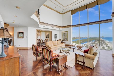 Condo in Hollywood, Florida, 4 bedrooms  № 1727235 - photo 5