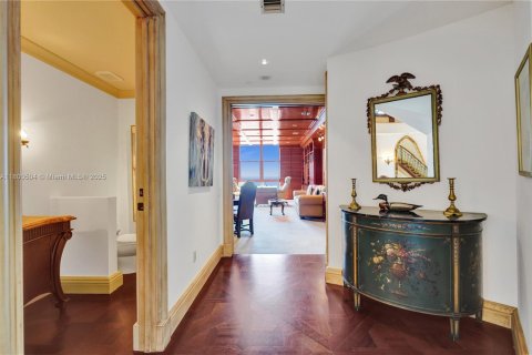 Condo in Hollywood, Florida, 4 bedrooms  № 1727235 - photo 24