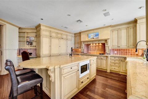 Condo in Hollywood, Florida, 4 bedrooms  № 1727235 - photo 12