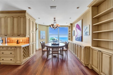 Condo in Hollywood, Florida, 4 bedrooms  № 1727235 - photo 15
