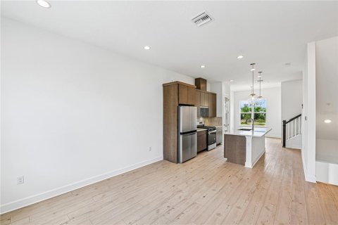 Adosado en venta en Orlando, Florida, 2 dormitorios, 134.62 m2 № 1852472 - foto 6