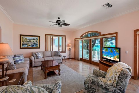 Casa en venta en Anna Maria, Florida, 3 dormitorios, 188.13 m2 № 2127494 - foto 11