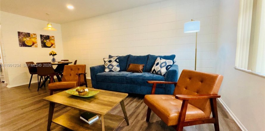 Casa en Sarasota, Florida 1 dormitorio, 74.23 m2 № 2057501