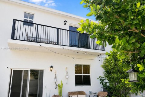 Townhouse in Homestead, Florida 3 bedrooms, 151.24 sq.m. № 2249247 - photo 14