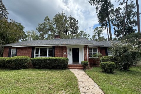 Villa ou maison à Gainesville, Floride 3 chambres, 216.28 m2 № 2350045