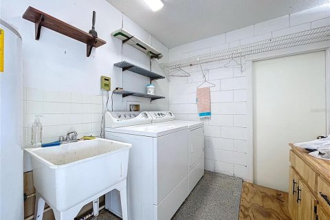 Купить виллу или дом в Сеффнер, Флорида 3 комнаты, 216.74м2, № 1919020 - фото 25