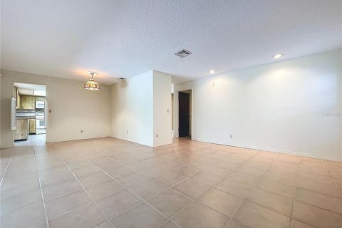 Villa ou maison à vendre à Seffner, Floride: 4 chambres, 216.74 m2 № 1919020 - photo 13