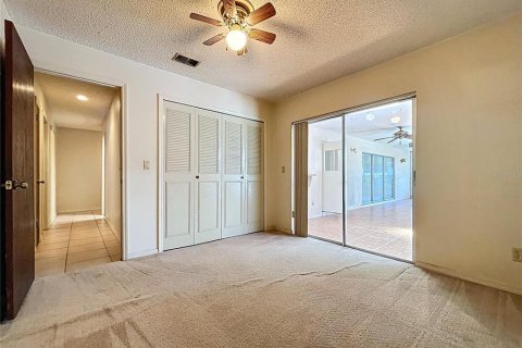 Casa en venta en Seffner, Florida, 4 dormitorios, 216.74 m2 № 1919020 - foto 23