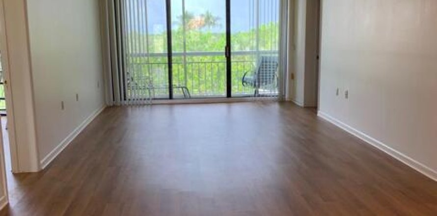 Condominio en West Palm Beach, Florida, 2 dormitorios № 1173207