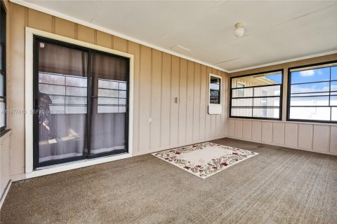 House in Port St. Lucie, Florida 3 bedrooms, 107.77 sq.m. № 2043258 - photo 19