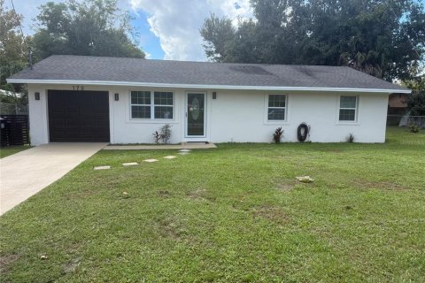 House in Apopka, Florida 3 bedrooms, 99.03 sq.m. № 2419900