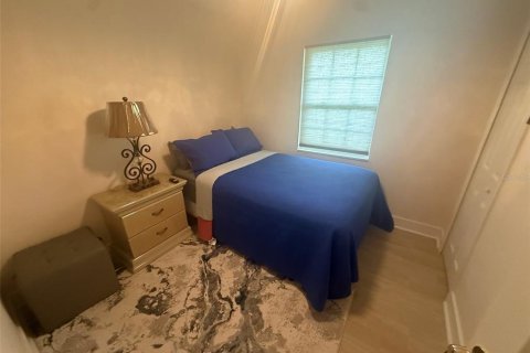 House in Apopka, Florida 3 bedrooms, 99.03 sq.m. № 2419900 - photo 2