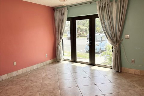 Condo in Lutz, Florida, 2 bedrooms  № 1662600 - photo 5
